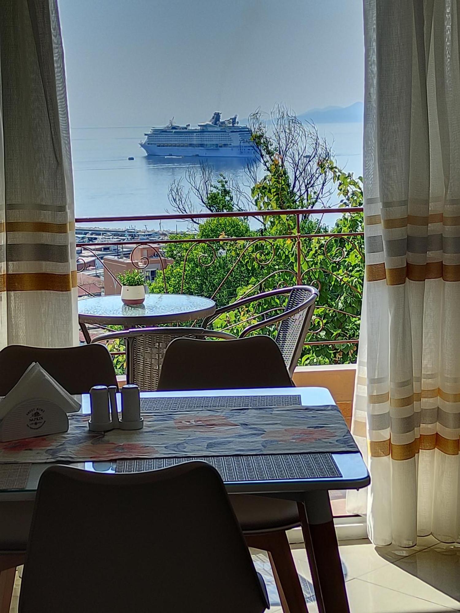 Evris House Color Suite Kavala Esterno foto
